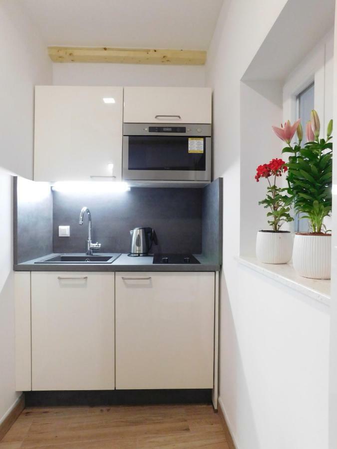 Studio Apartment Milla Split Exterior photo